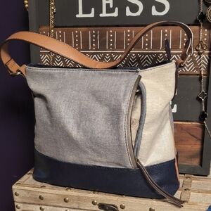 Flax Seed & Feathers Clarks Bag